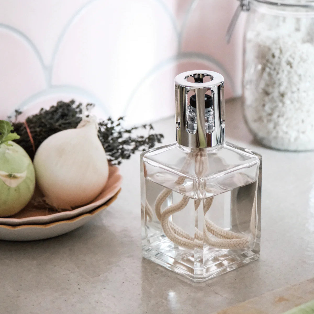 Diffuser Maison Berger Paris Square - catalytic lamp diffuser with scent refill gift set.