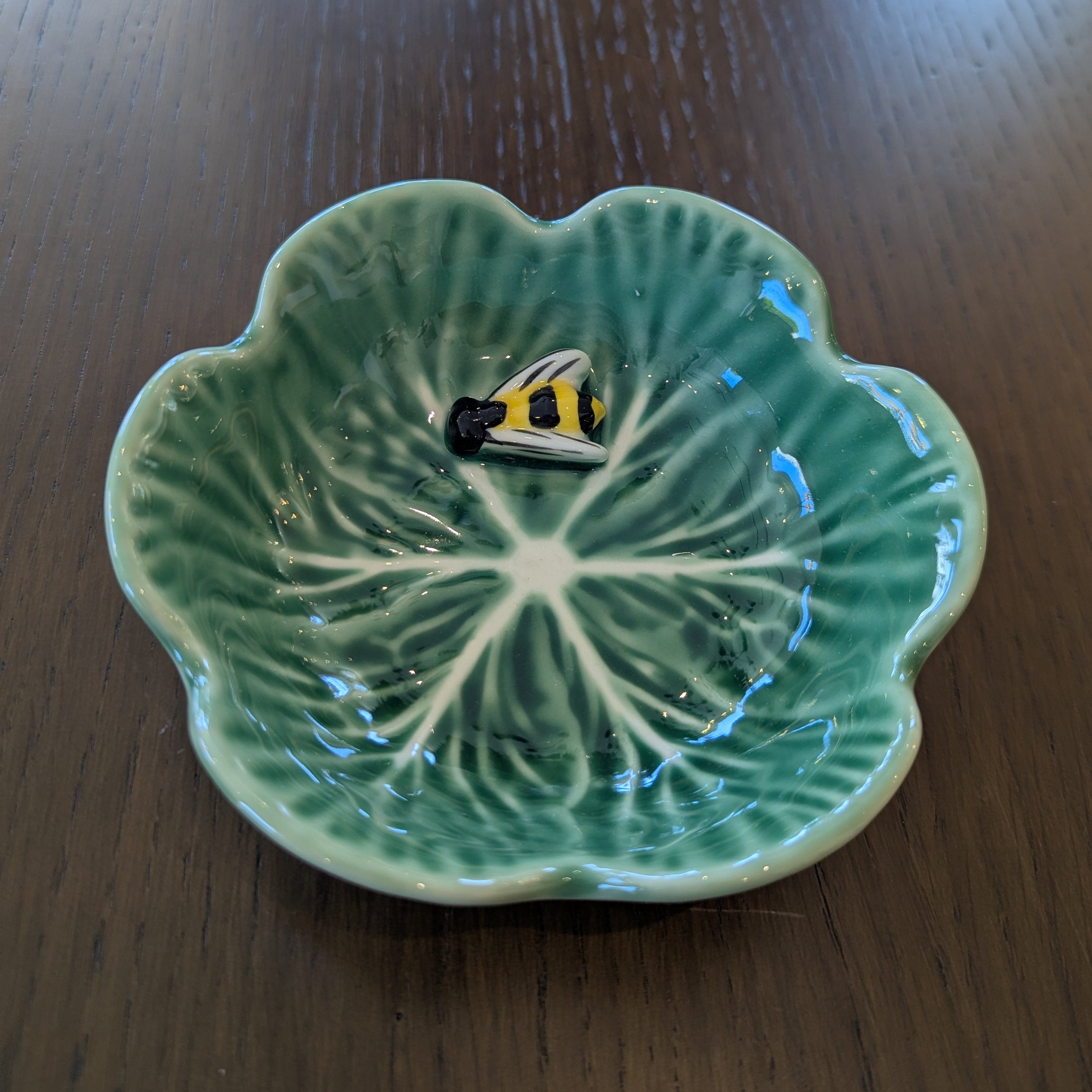 Bee Cabbage Bowl