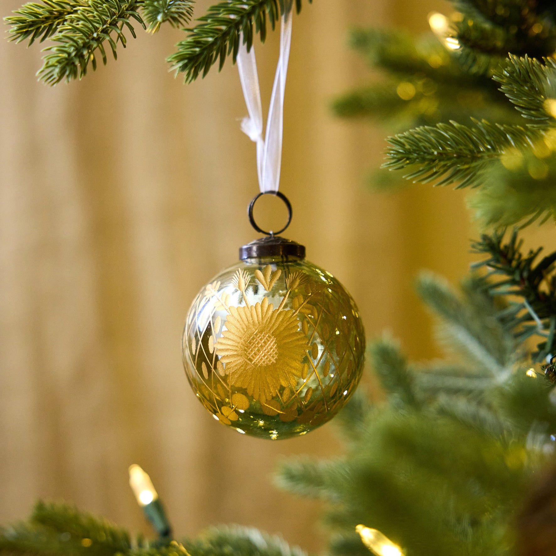 Christmas Amina Baubles gold