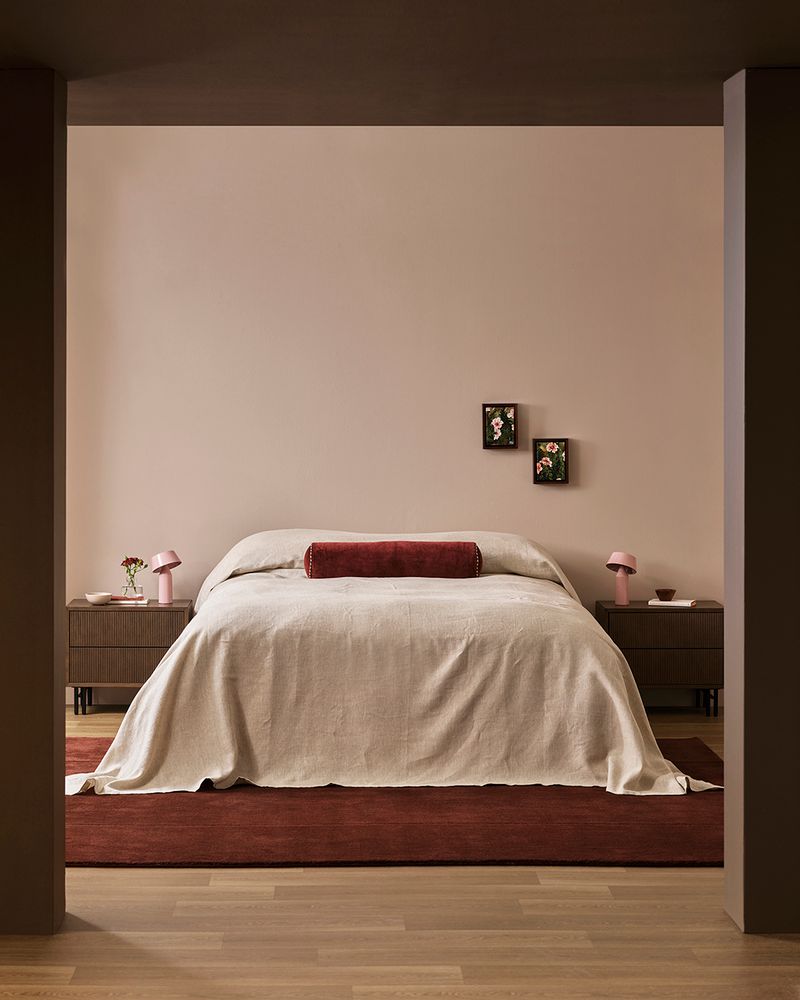 Bastion Rug Claret - Gaudion Furniture