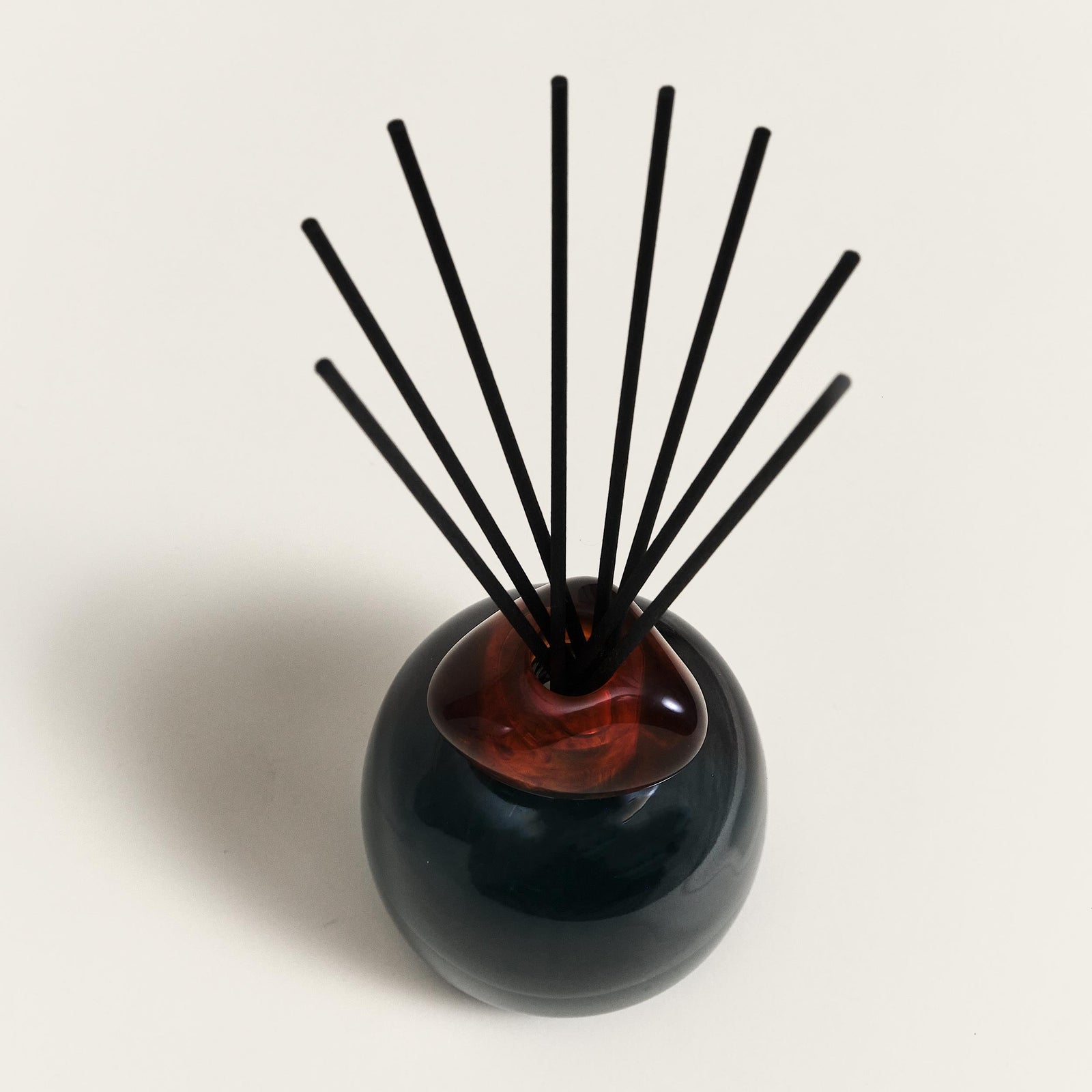 Maison Berger reed diffuser amber with wilderness scent. GAUDION FURNITURE