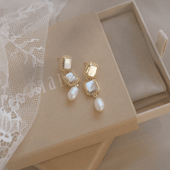 Earrings Camilla - Gaudion Furniture