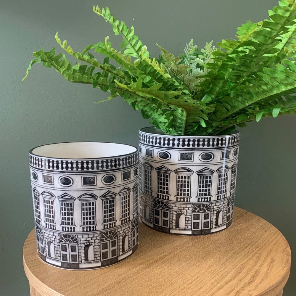 Gaudion Furniture 279 POT Venetian Pot Medium