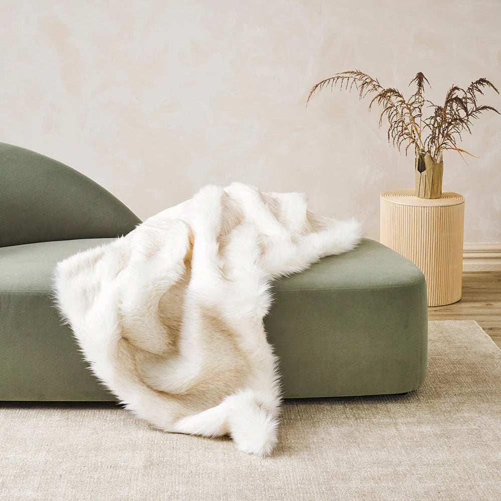 Throw Fur Norwegian Fox
