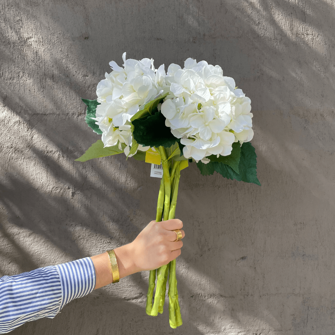 Gaudion Furniture 124 Artificial Flowers Hydrangeas White