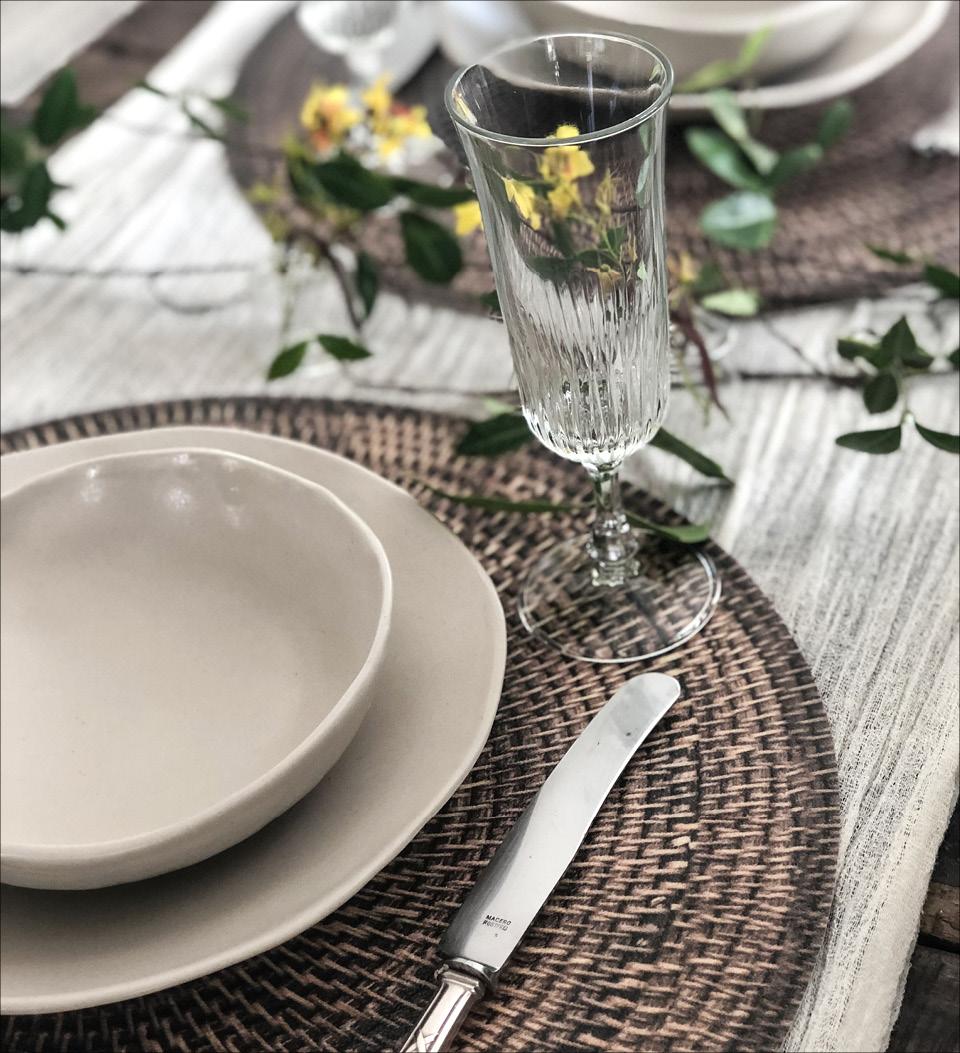 Placemat Round Spiral Reed - Gaudion Furniture