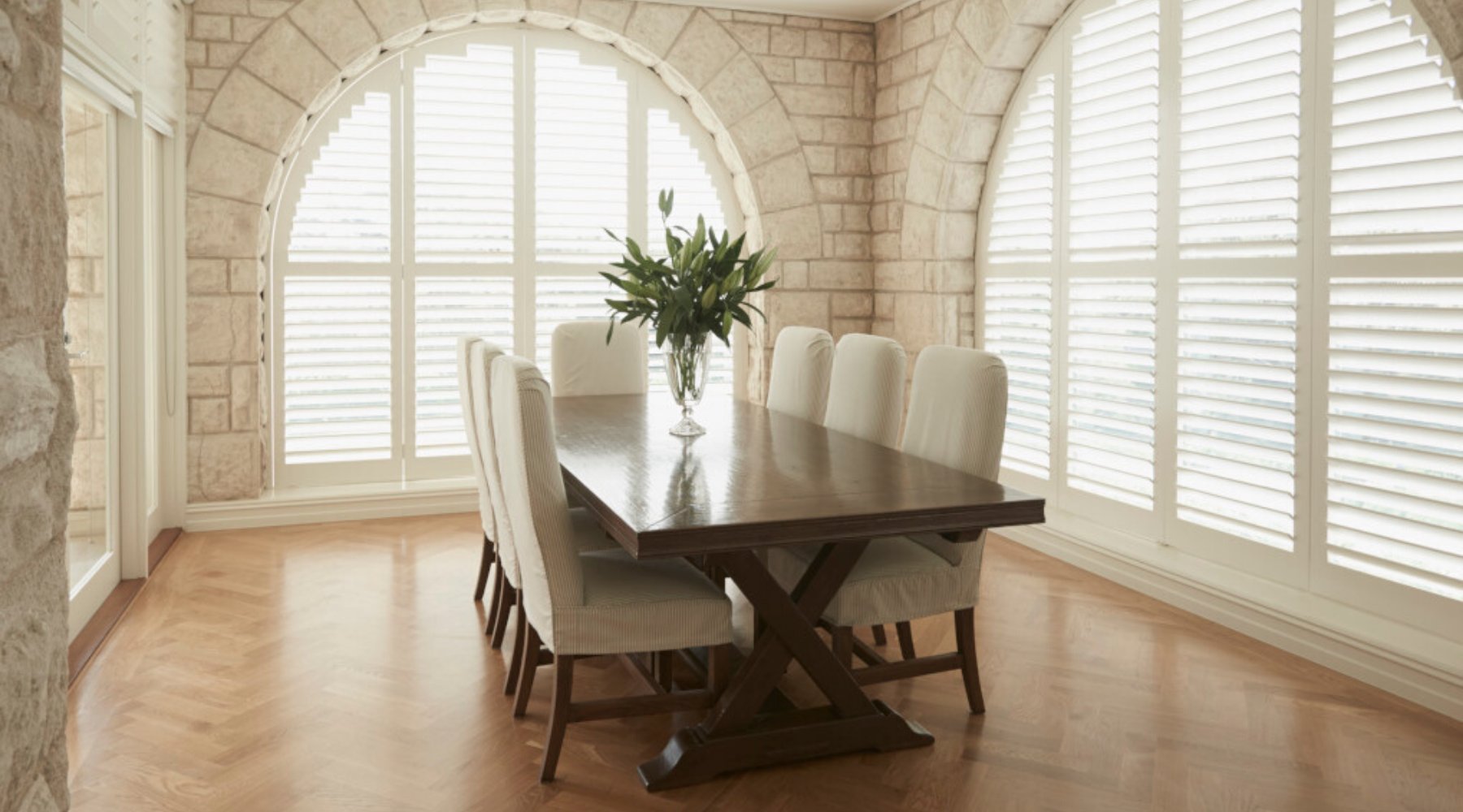 DINING TABLES - Gaudion Furniture