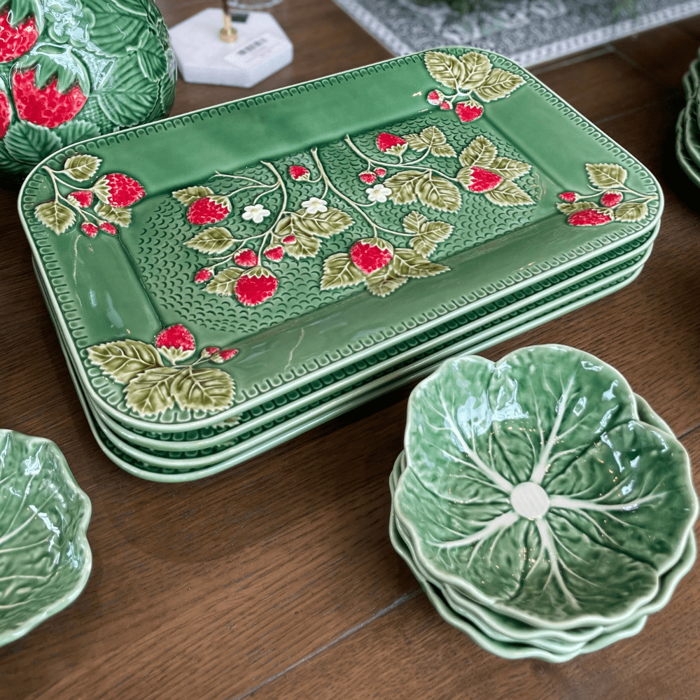 Bordallo Pinheiro Platter Bordallo Pinheiro Rectangle Strawberry Platter