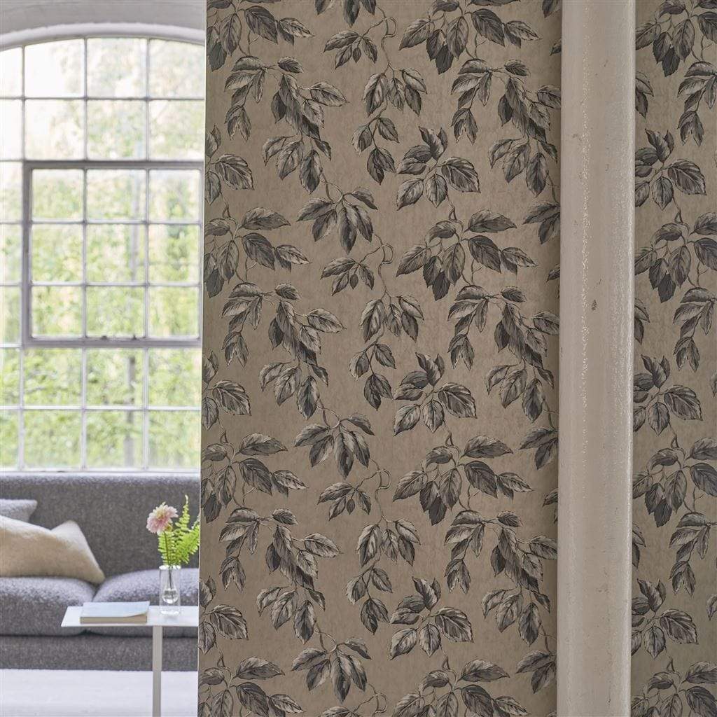 Designers Guild Jangal Wallpaper - Gaudion Furniture