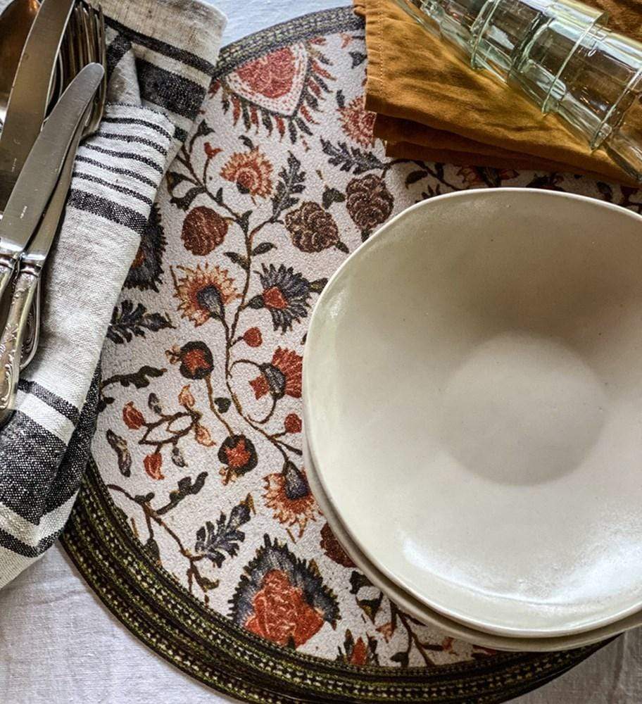 Bohemian White Placemats – Beija Flor Design